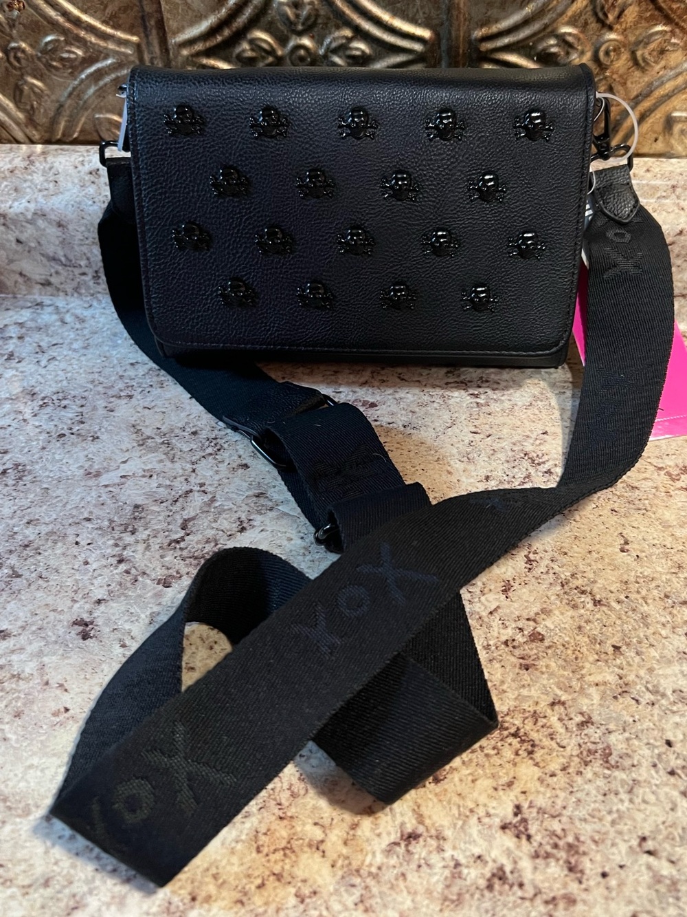BETSEY JOHNSON Skull Crossbody Purse/Wallet NWT